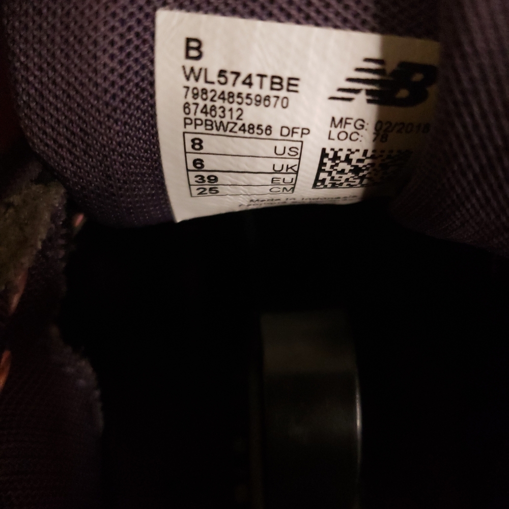 New Balance 574 - Picture 11 of 15